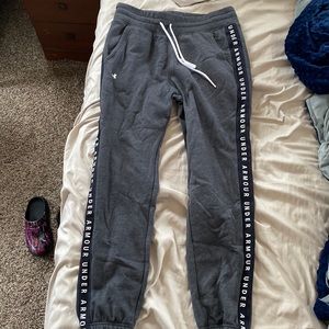 NWT women’s under armor gray sweatpants